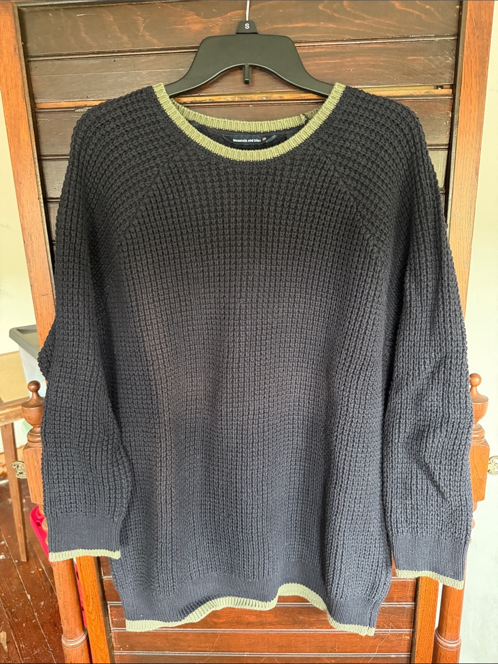 NWOT Mountain & Isles Men’s Sweater